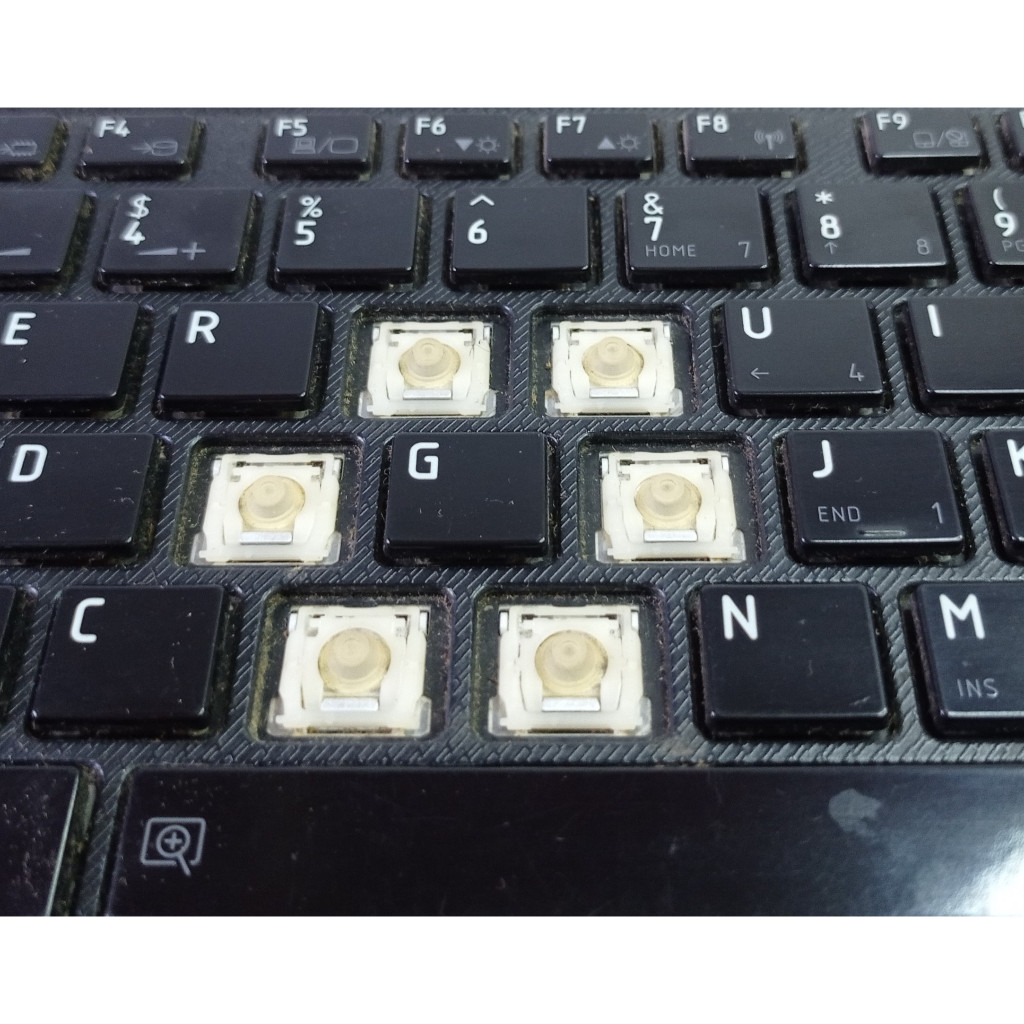 Tuts Tombol Keyboard Laptop Toshiba P730 P735 P740 P745 M640 M645 M650