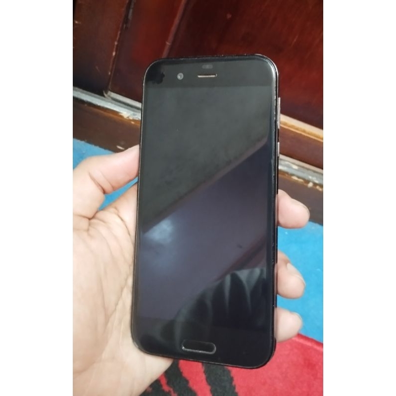 Sharp SHV39 Minus Baterai gembung