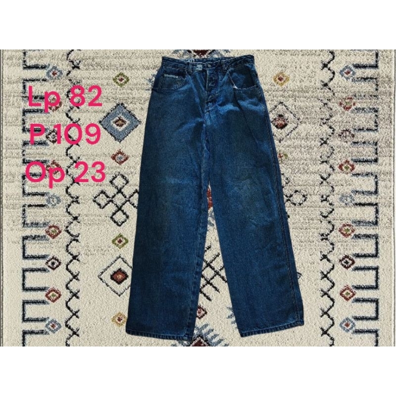 baggy jeans used