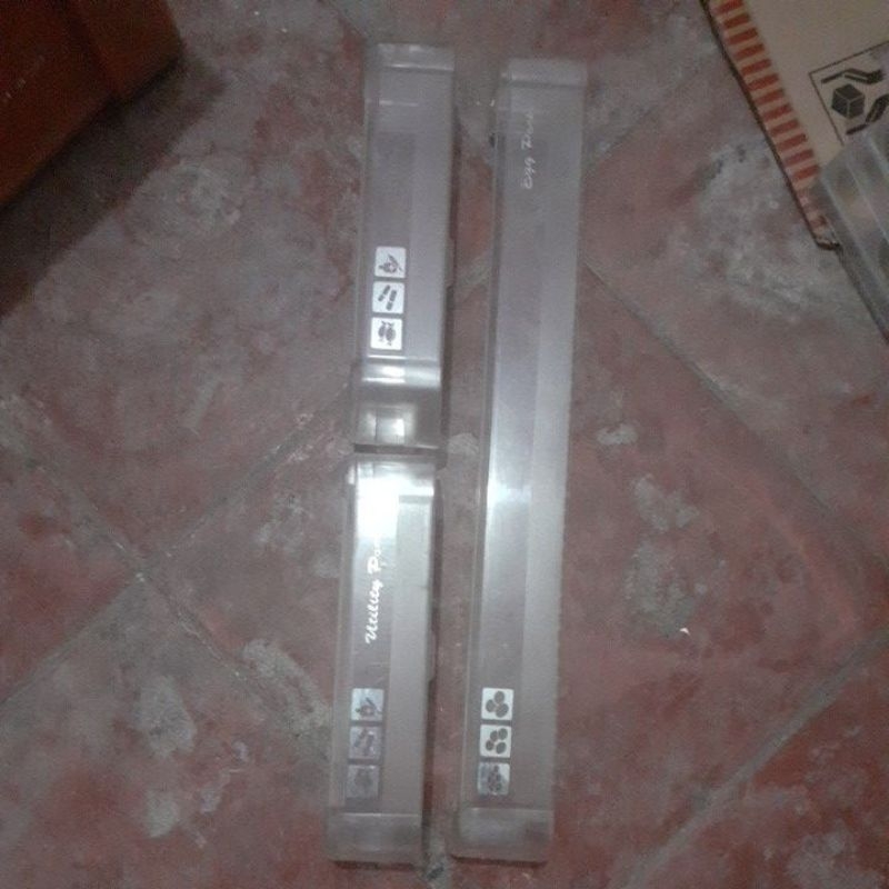 rak pintu kulkas 2 pintu polytron