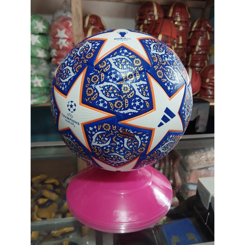 Bola Futsal Adidas UCL dan Piala Dunia