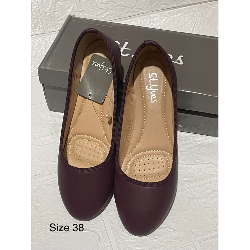 Sepatu Wanita St.Yves