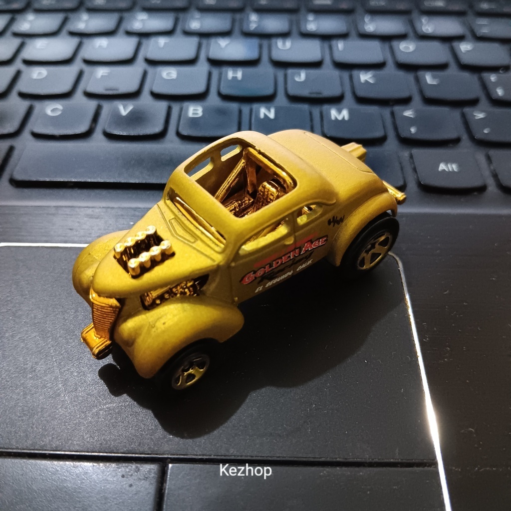 HOT WHEELS LOOSE 50TH PASS N GASSER GOLD
