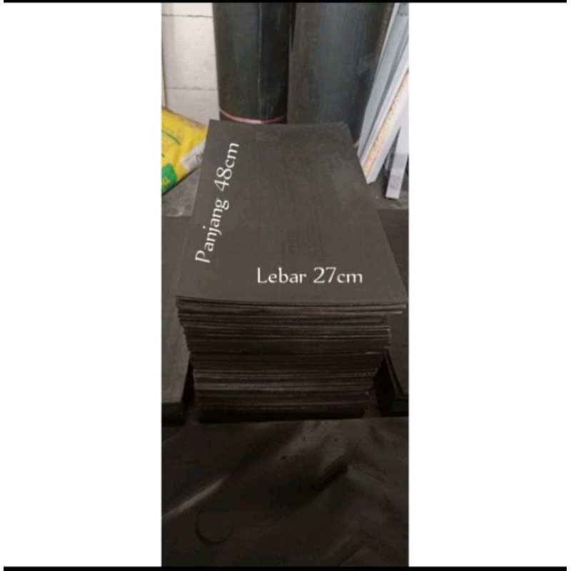 Karpet karet penahan lumpur Truk uluran 27cm x 48cm