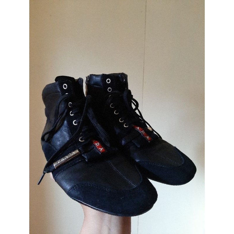 PRADA HIGHT TOP SNEAKER