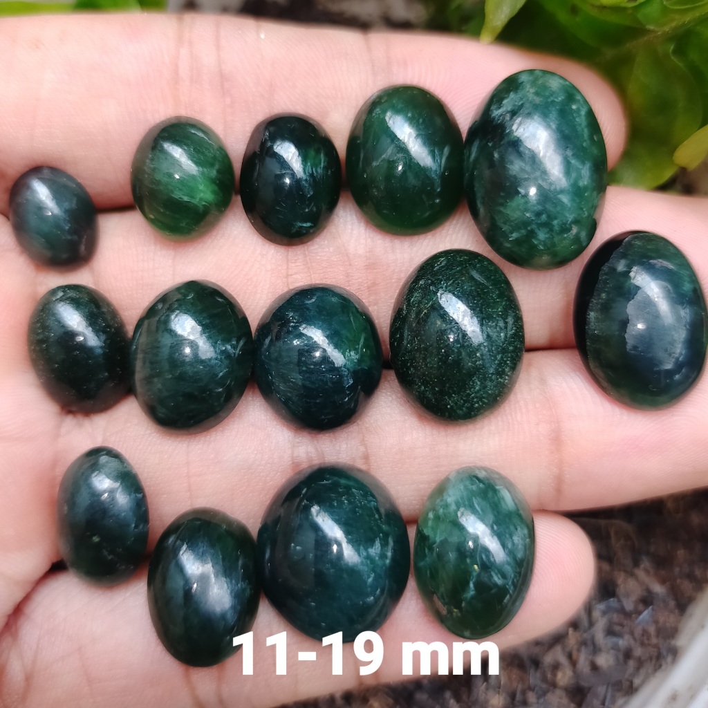 BATU HIJAU TUA APATITE ASLI NATURAL cek batu lainnya yaman api wulung opal bacan amethys kalimaya sh