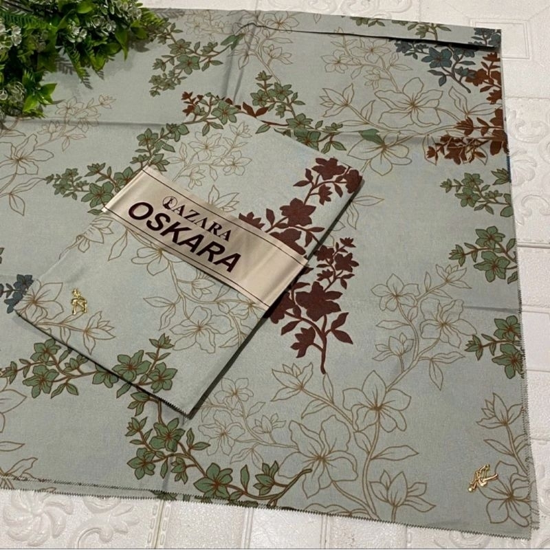 Hijab Segi Empat Printing Bahan Voal Miracle Merk AZARA Motif Bunga Tepi Laser Cut