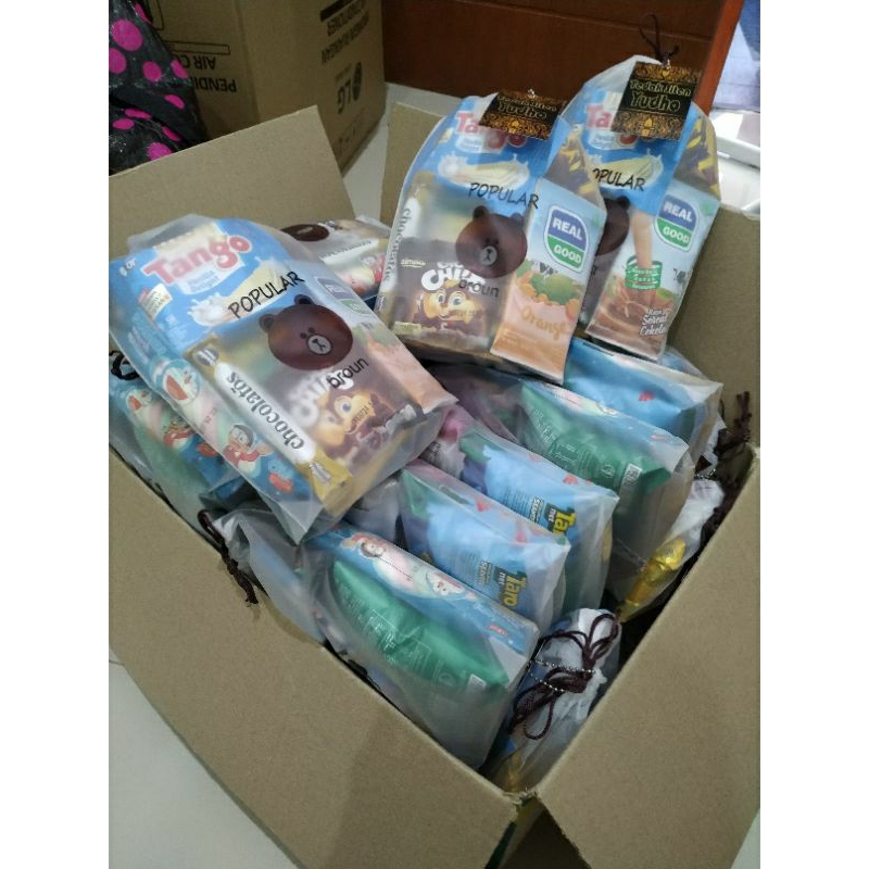 

Paket Hemat Snack Ulang Tahun Anak Bingkisan Hampers Parcel Ultah Khitanan Ramadhan Lebaran