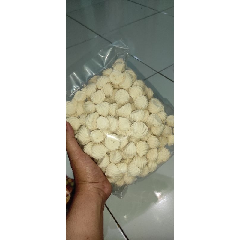 

WADAI SAGU BULAT 500 GRAM