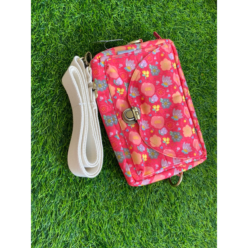 MSB (Mini Sling Bag) AYANA FUSCHIA BY MAMAYAYAPROJECT
