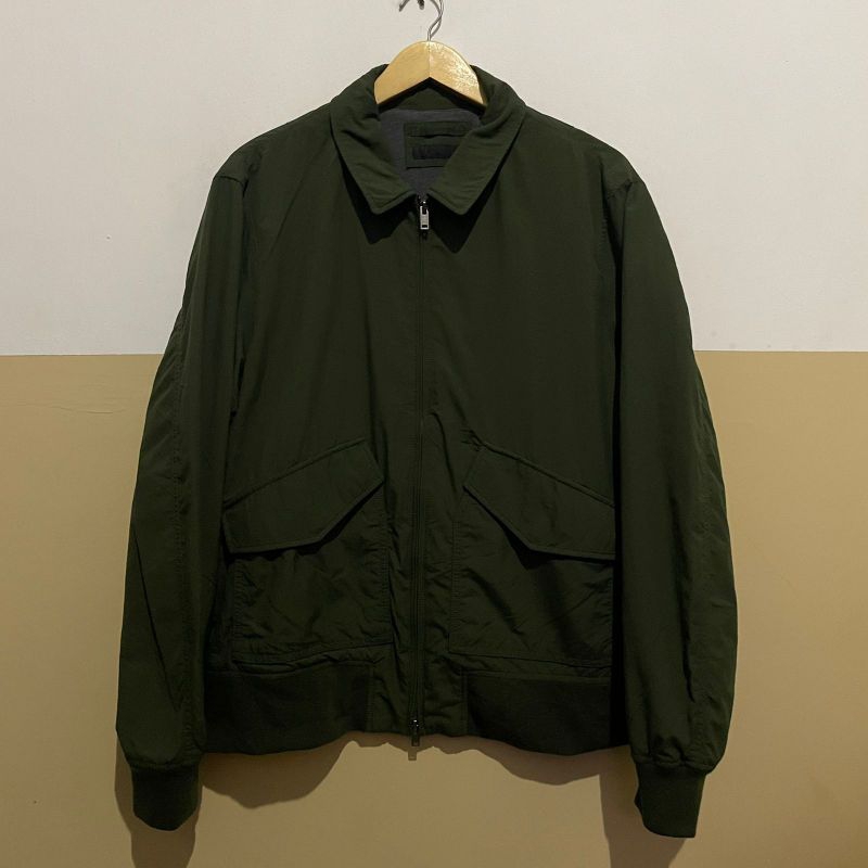 Jaket Uniqlo CWU Green