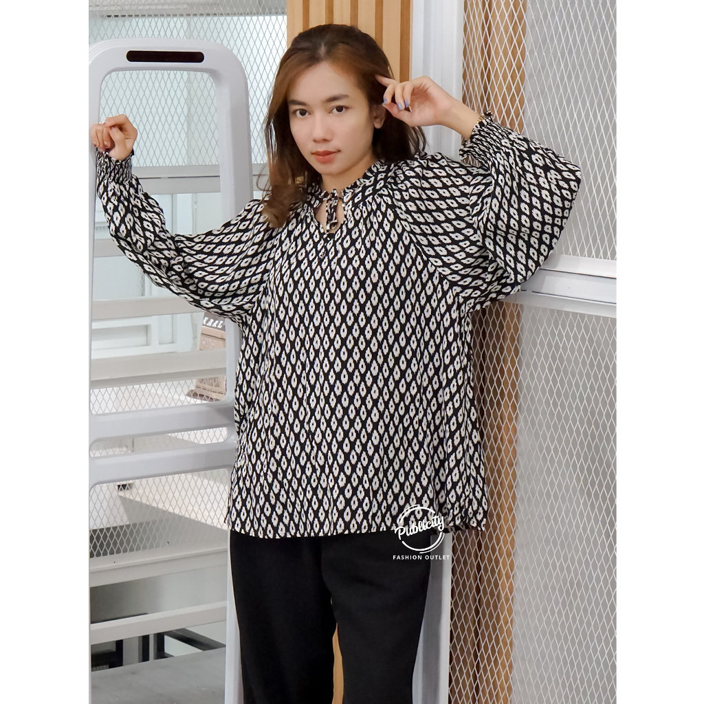 KEMEJA BLOUSE WANITA OLD NAVY LEHER V NECK BHN RAYON POLOS + FULL MOTIF