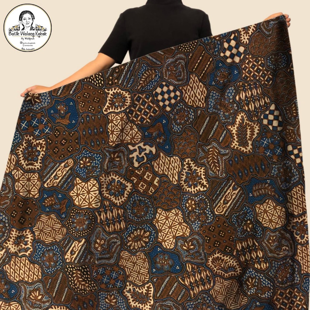 Kain batik tulis motif sekar jagad