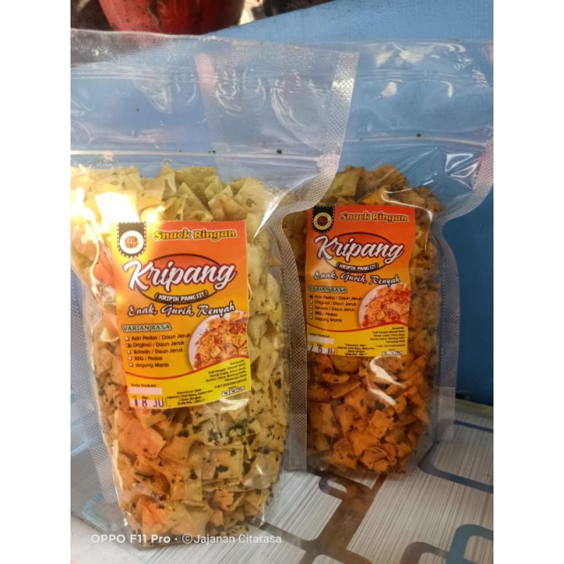 

Kripik Pangsit pedas
