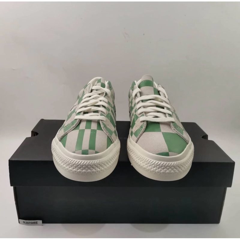 Sepatu Converse One Star Ox Blocked Unisex Sneakers - White/Medium Green Brand...