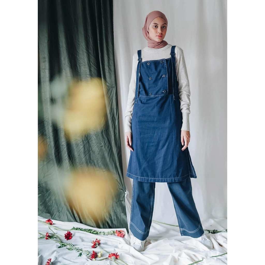 Savina Pinafore Dress Navy - Aleza Label | Outerwear Muslim | Aleza