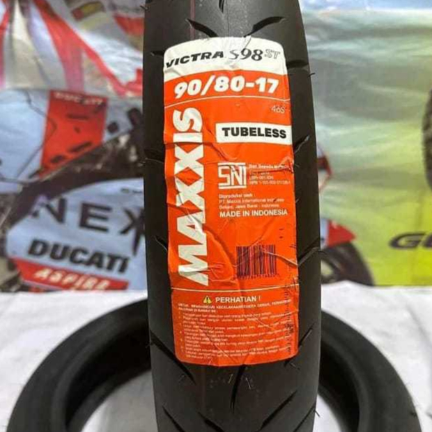 Ban Maxxis Victra 90/80-17 Tubeless