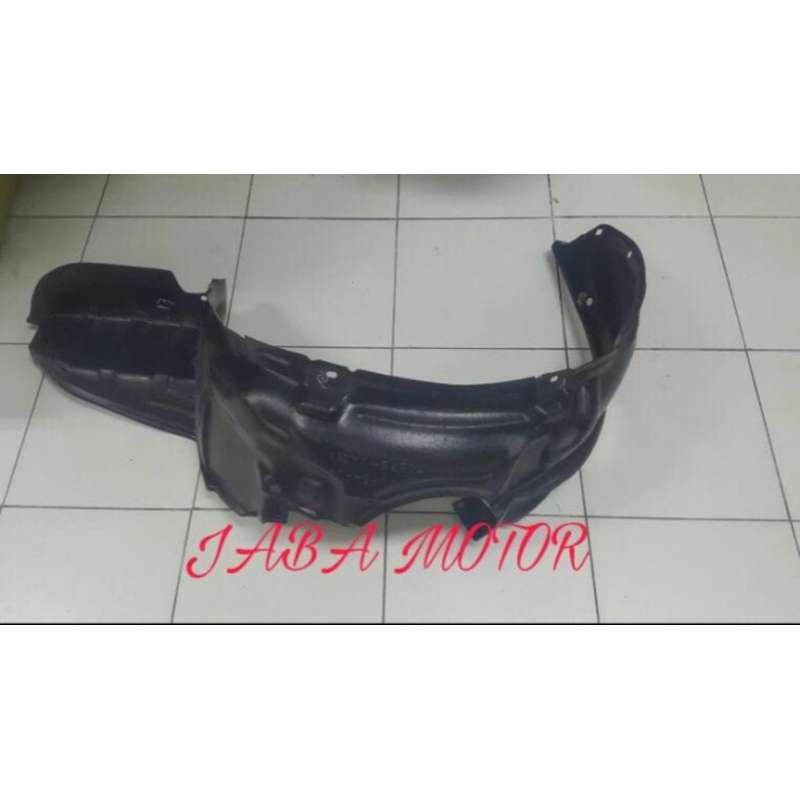 Liner fender depan soluna sebelah kiri original
