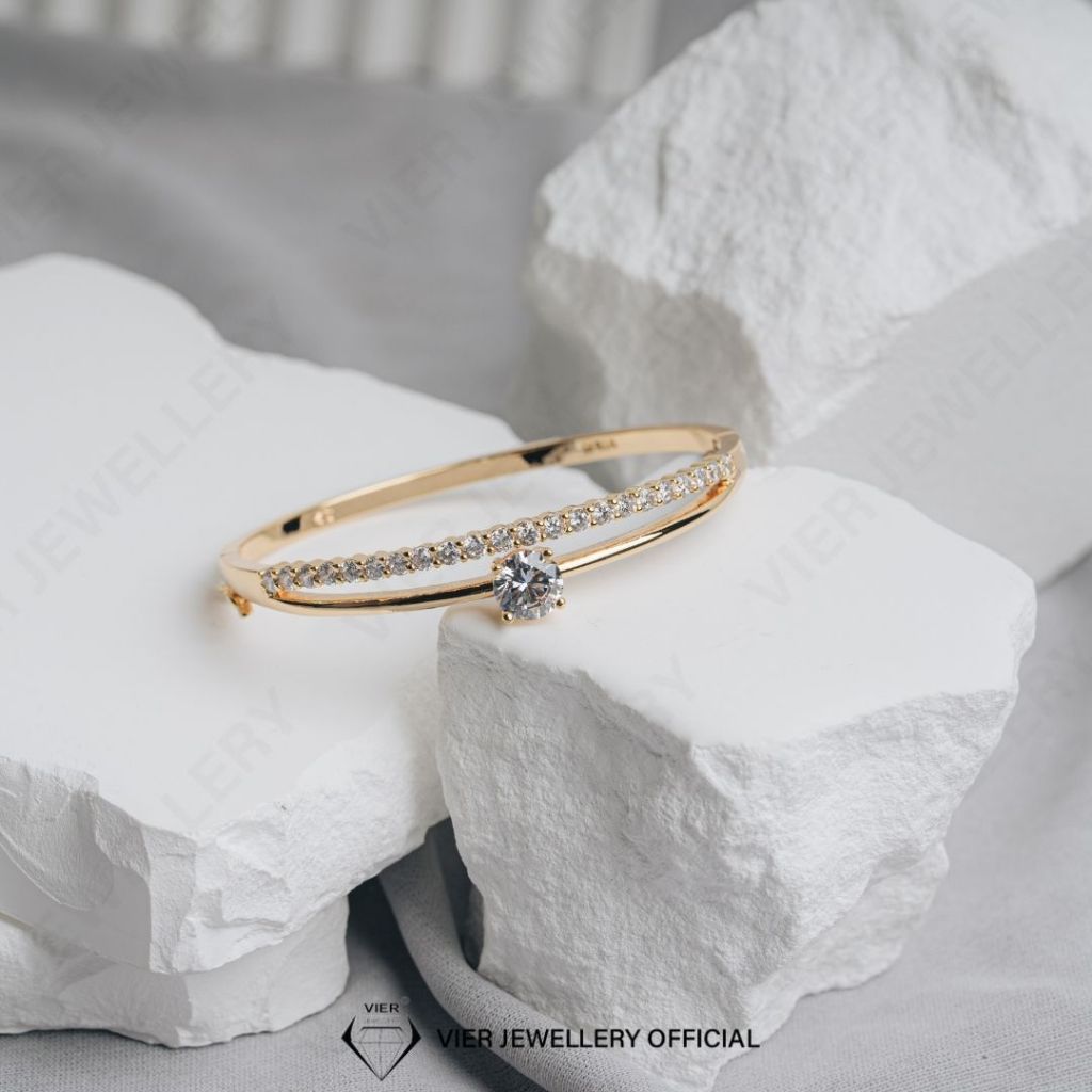 Vier Edition Bangle 10714 Gelang Wanita Crystal Zirconia Replika Berlian by Vier Jewellery
