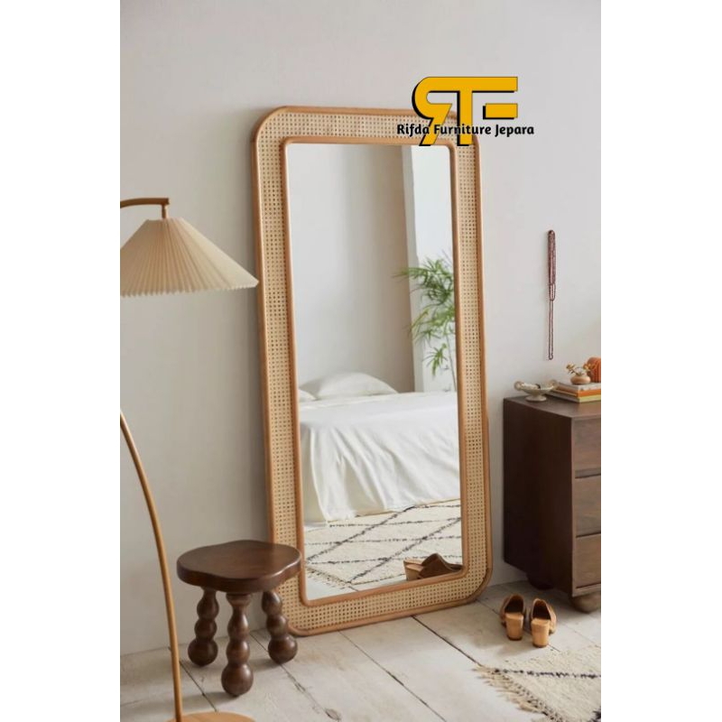 Figura Cermin Minimalis Long Rotan ( Kaca Cermin Rotan, Kaca Cermin murah, kaca cermin cantik )