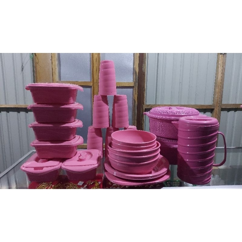 Set Prasmanan Bahan Plastik (isi 28pcs)