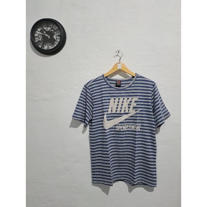Kaos Nike Salur Vtg 90s