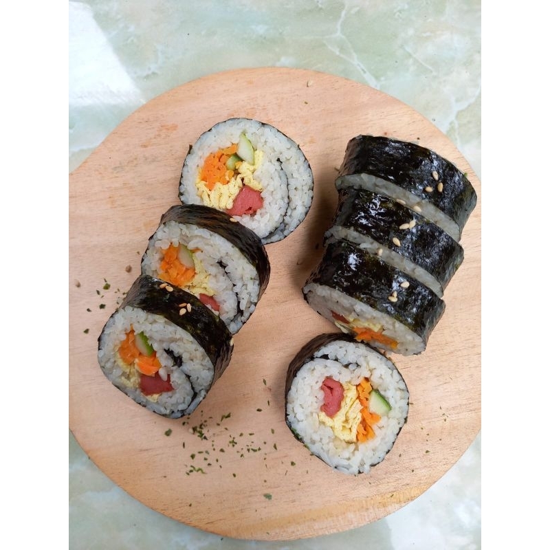 

Kimbab Samrolly Makanan Korea Street Food Makanan Kekinian