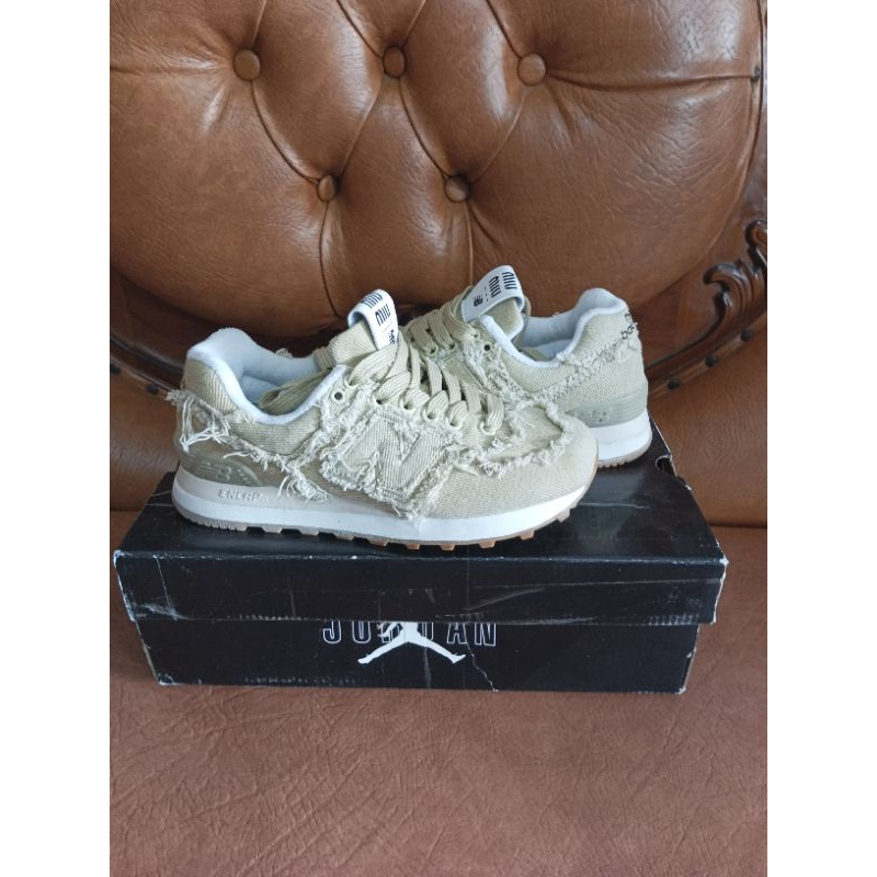 NB collab miu miu italy (36)