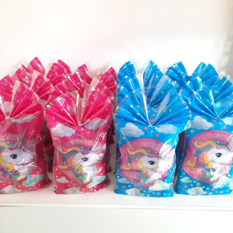 

HAMPERS SNACK ULANG TAHUN MURAH / BINGKISAN UANG TAHUN