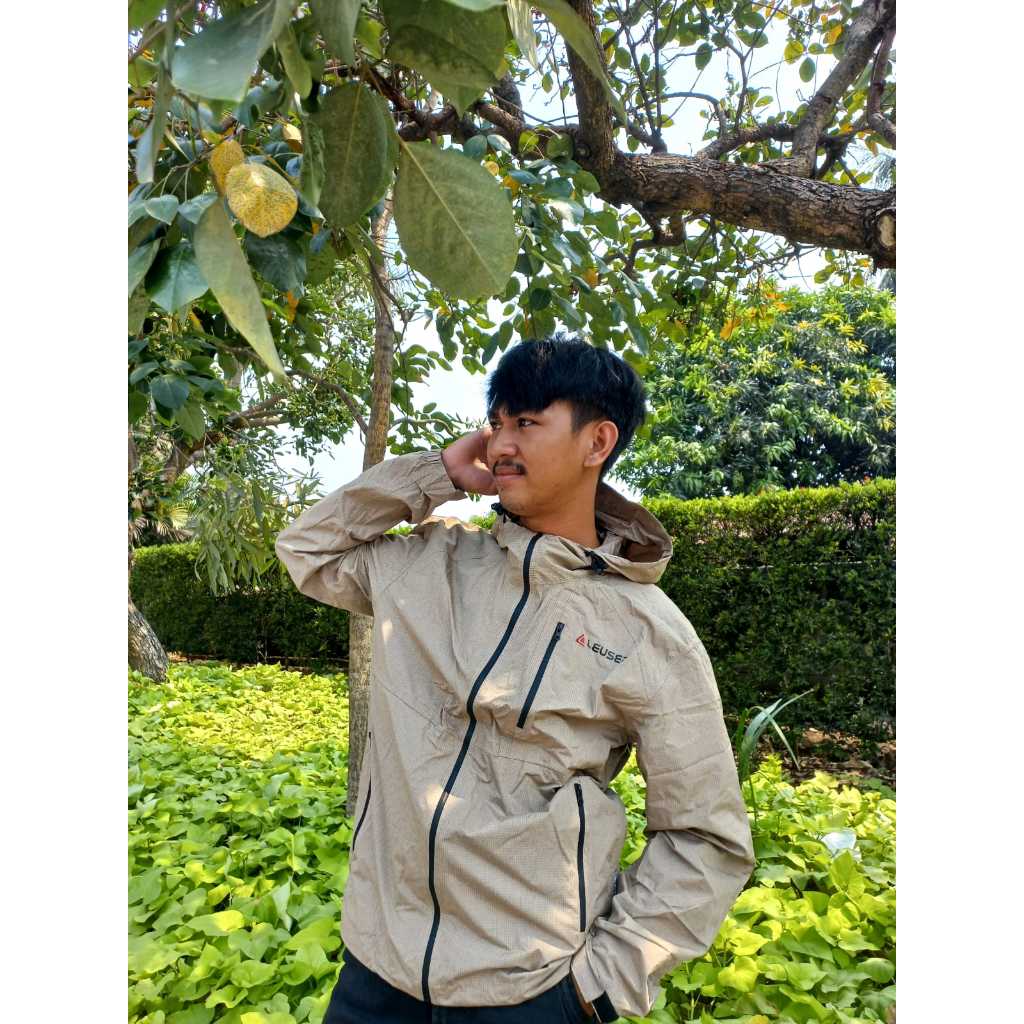 RAIN JAKET LEUSER LAWA