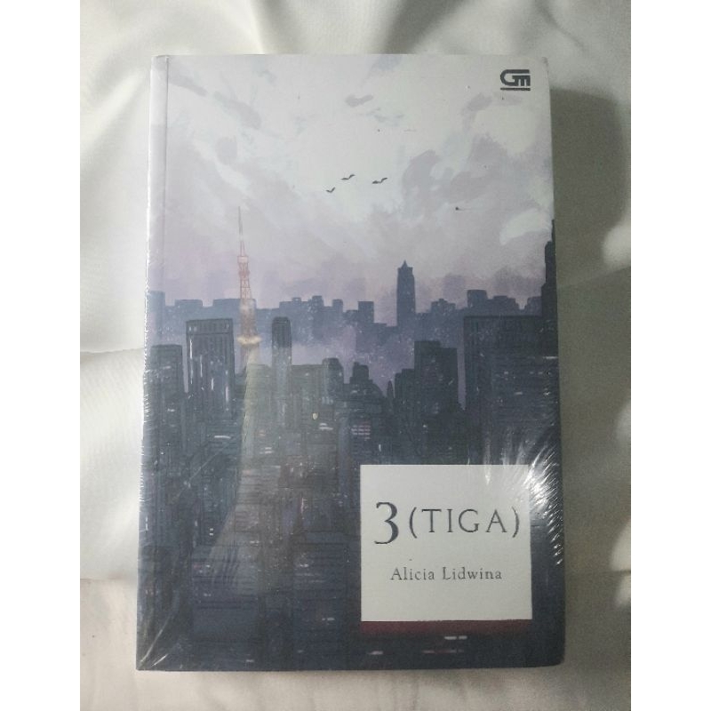 Novel 3 (Tiga) - Alicia Lidwina