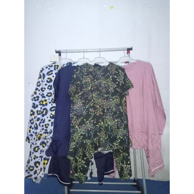 daster&setelan satu lusin