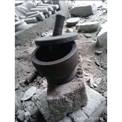 lumpang batu asli super