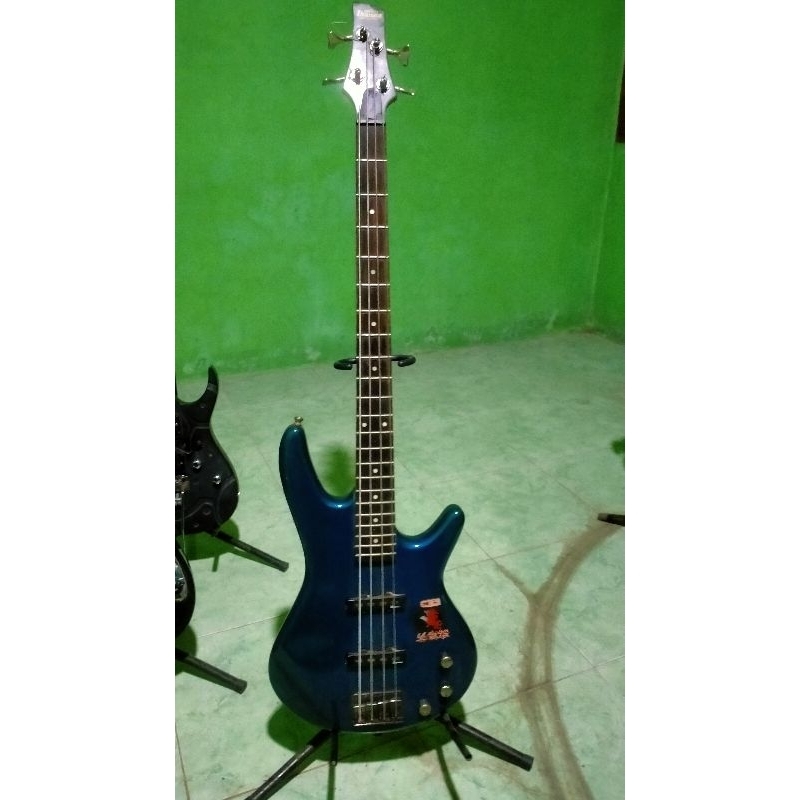 BASS IBANEZ GIO