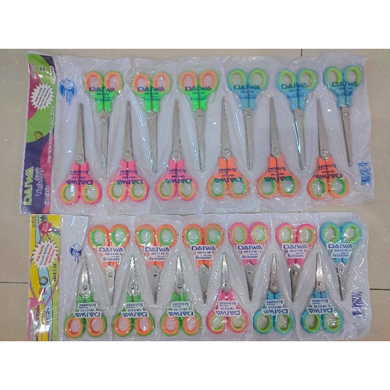 

Gunting Renteng Warna isi 12 pcs ( 1 Lusin Gunting)