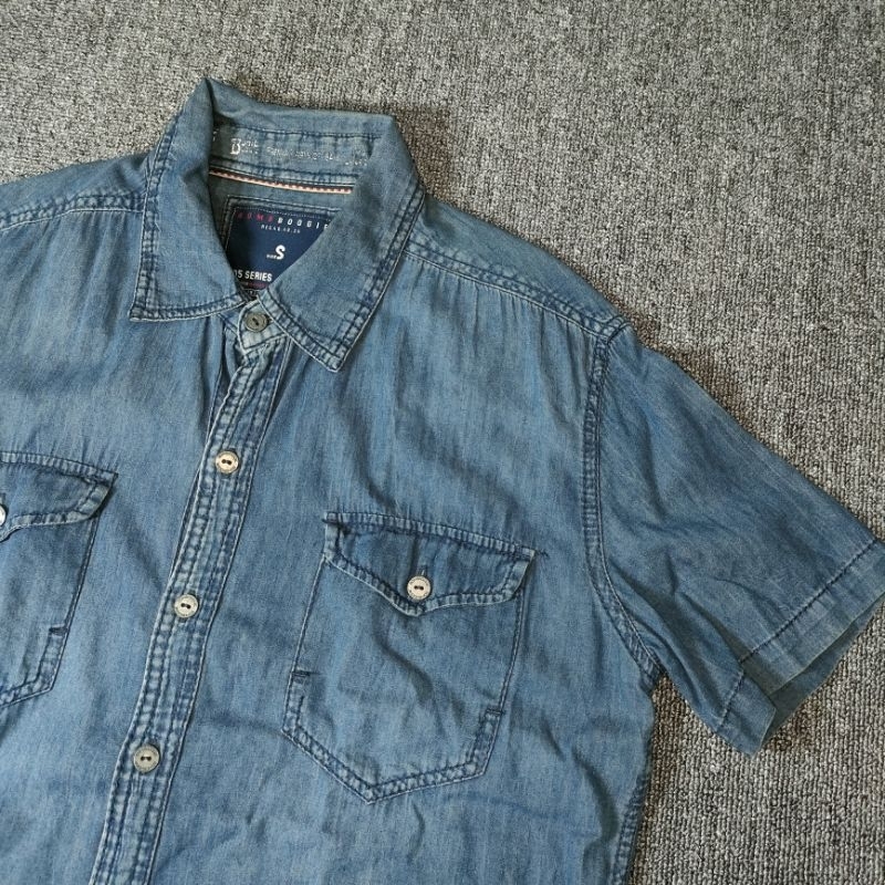 [Preloved] Kemeja Denim Bombboogie