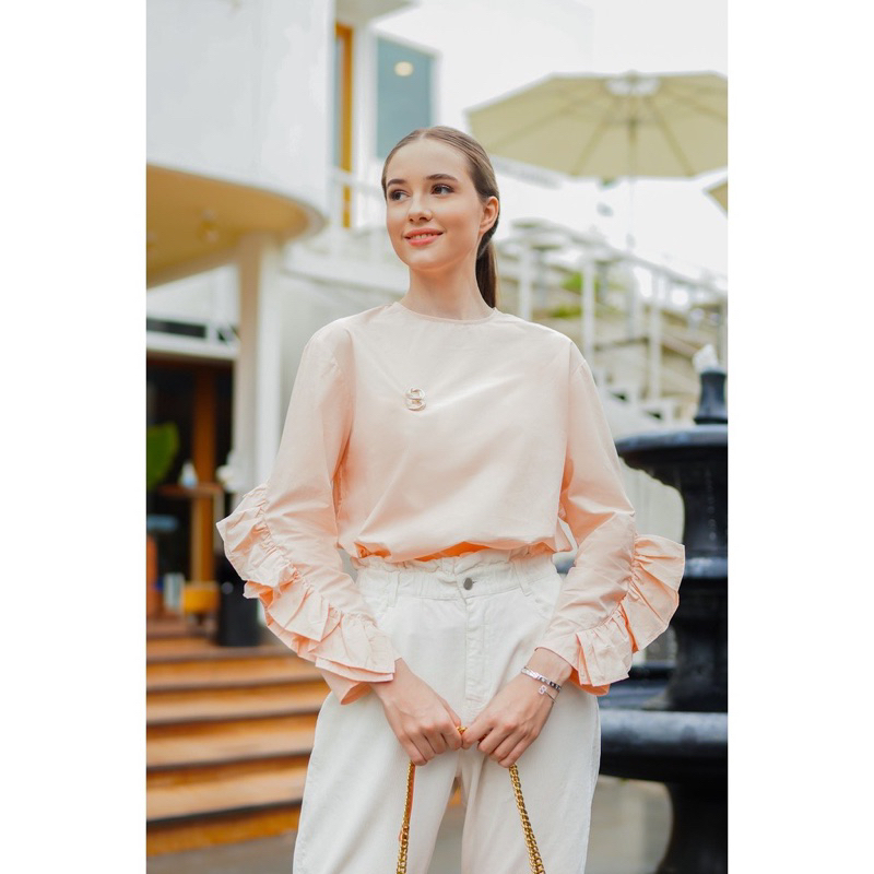 Benang Jarum x Buttonscarves x Allysa Hawadi Mary Blouse