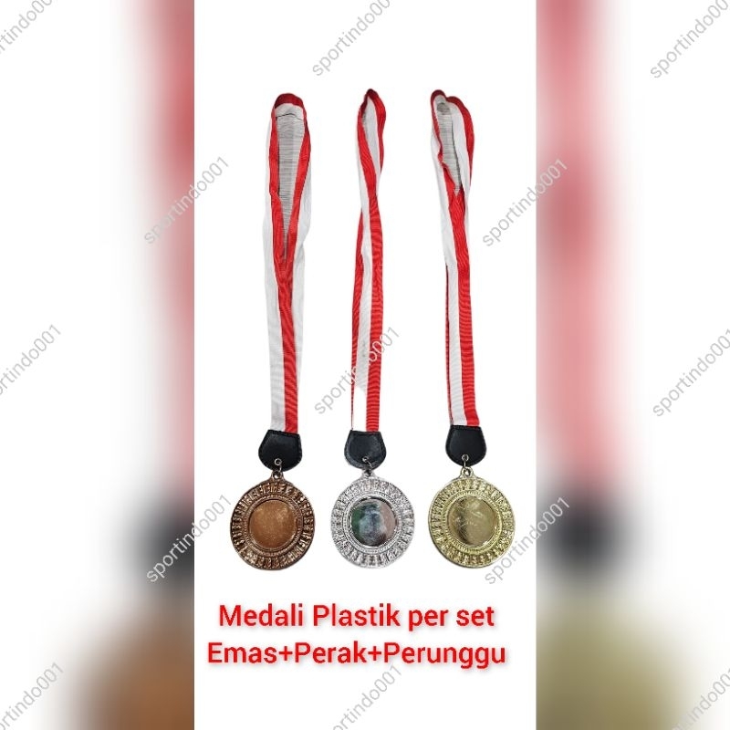 Medali Plastik / Medali Wisuda Import Harga Per Set (Emas/Perak/Perunggu)