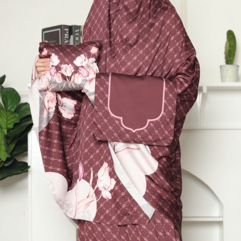 Mukena Devana Monogram