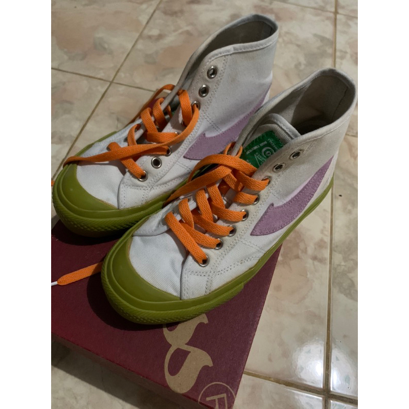 compass preloved
