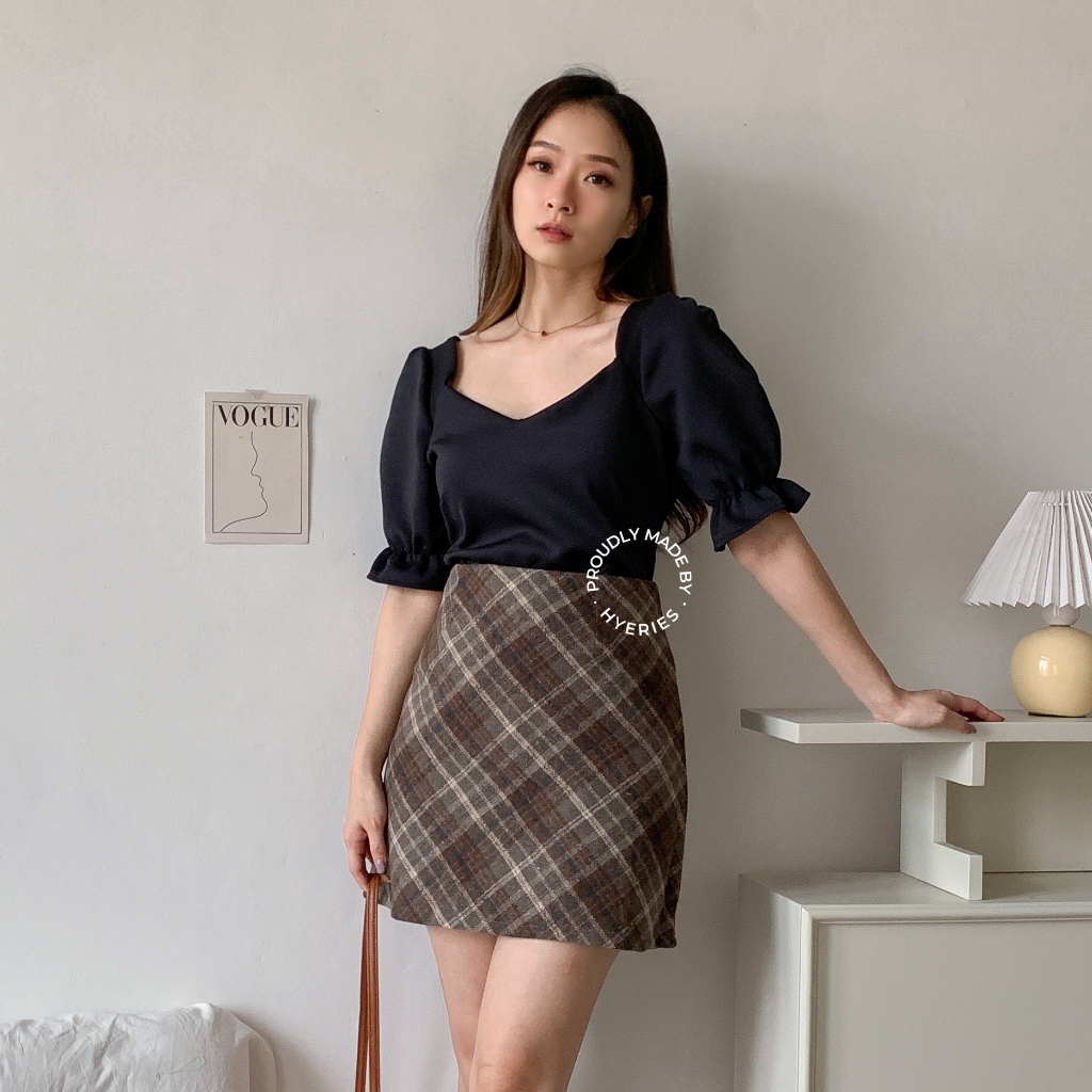 [ HYERIES ] Hejin top  / Atasan Casual Wanita Korea / Vneck Puffy Sleeve Top / Puff Sleeves Top / At