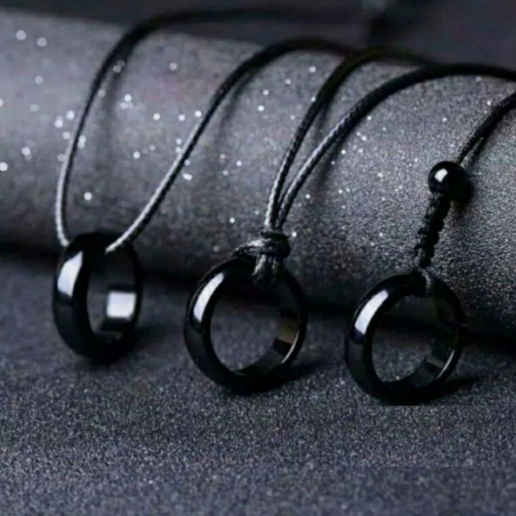 Kalung Tali Kulit Liontin Rings Hitam Pria Wanita Panjang bisa diatur