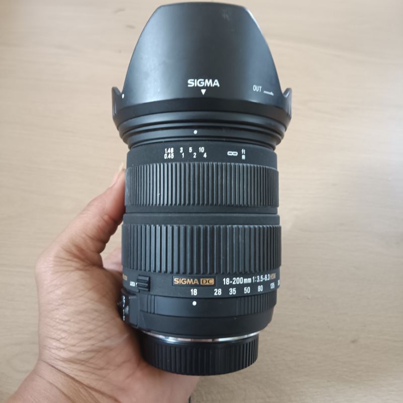 Lensa sigma zoom 18-200mm DC HSM (FOR NIKON) / SIGMA SAPUJAGAT / SIGMA 18-200MM