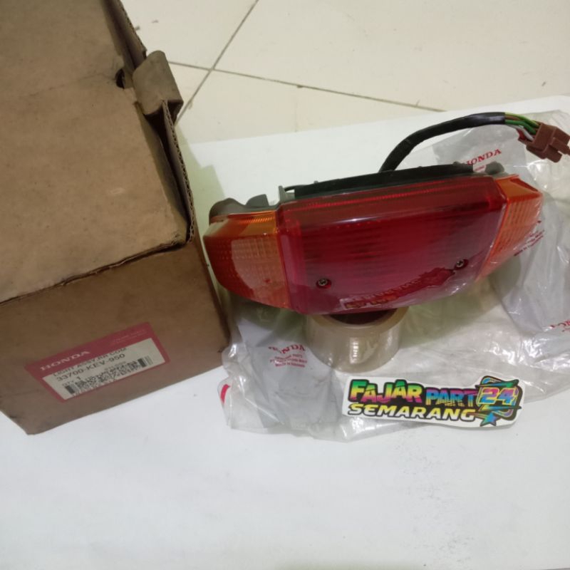 LAMPU STOPLAMP STOP BELAKANG ASSY KOMPLIT SUPRA X 100 ORI AHM 33700-KEV-950