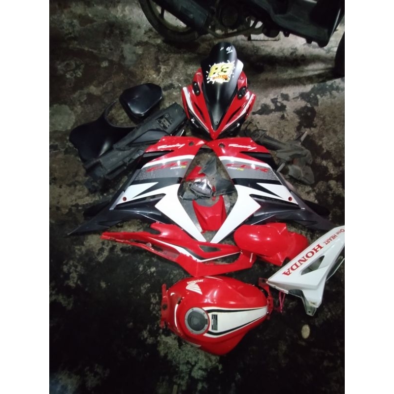 FULL BODY SET NEW CBR 150R CBR150R K45G MERAH 2016-2018