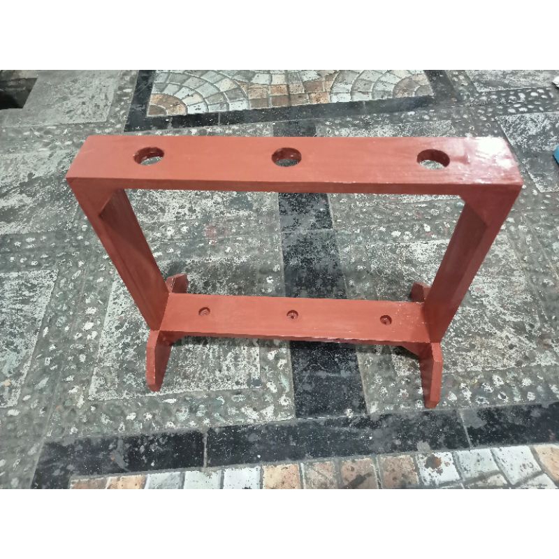 

jagrak bendera kelas lubang 3 / tatakan isi 3 tanpa tiangnya