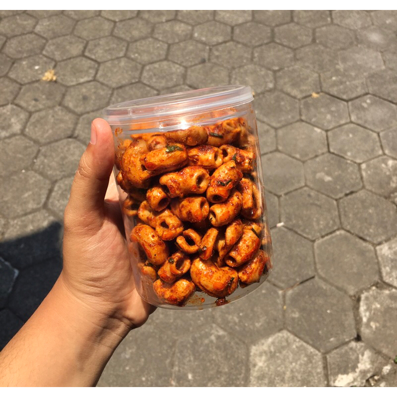 

Makaroni Bantet Pedas Daun Jeruk