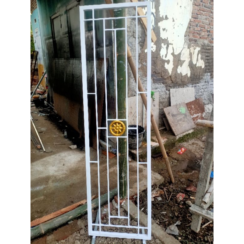 Tralis Besi Pengaman Jendela Minimalis