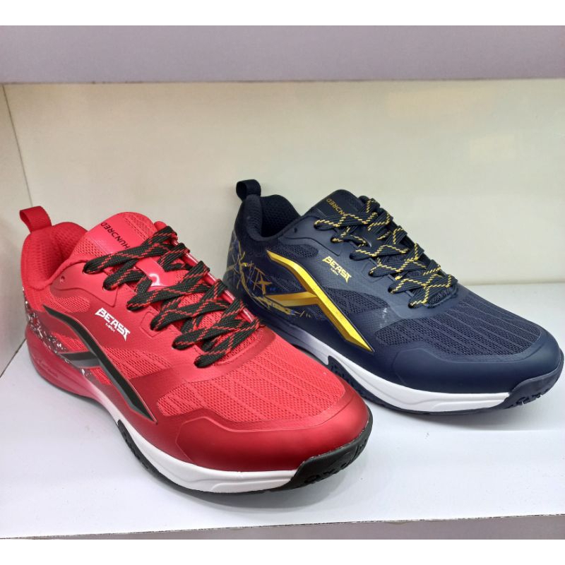 Sepatu badminton Hundred BEAST max