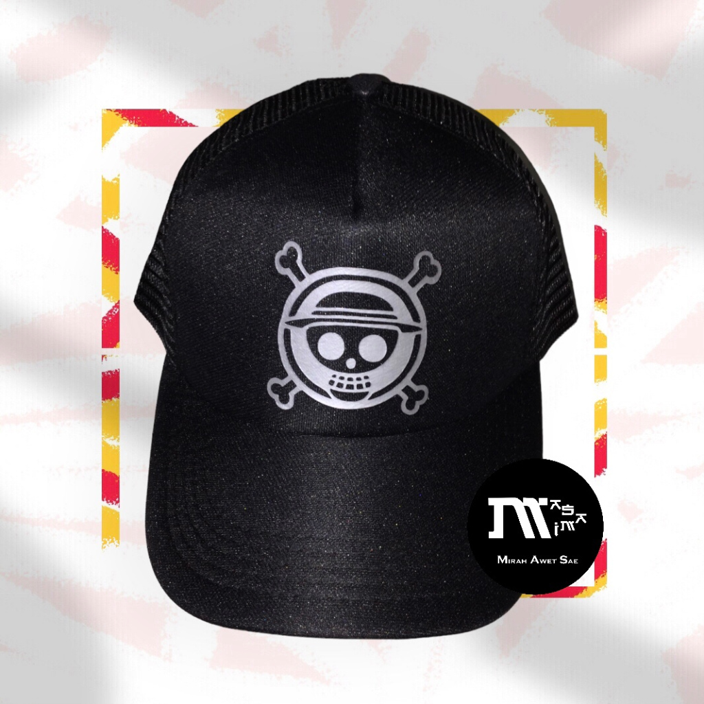 Topi Trucker Hat Baseball Cap Distro Anime One Piece Monkey D. Luffy Logo Hitam